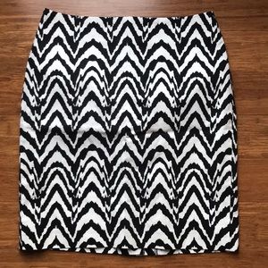 Banana Republic • black & white • pencil skirt (6)